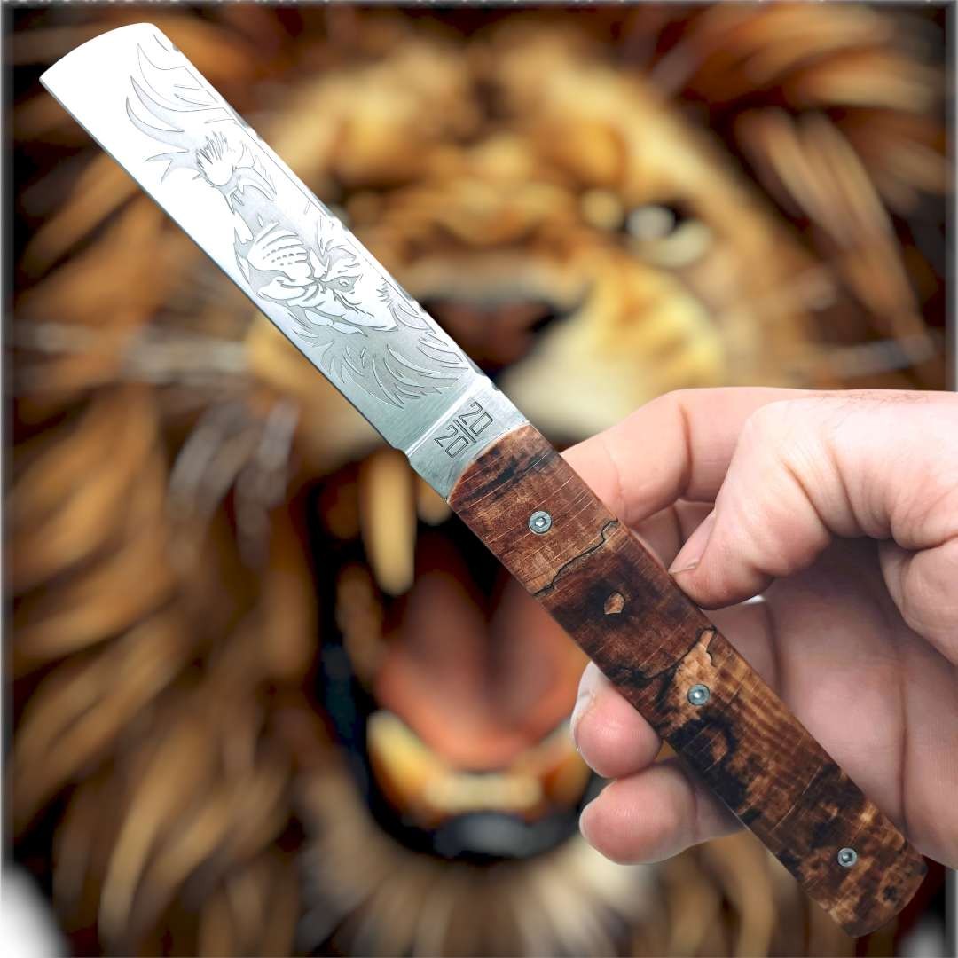 Couteau  20/20 Wild Face LION hêtre échauffé guilloché