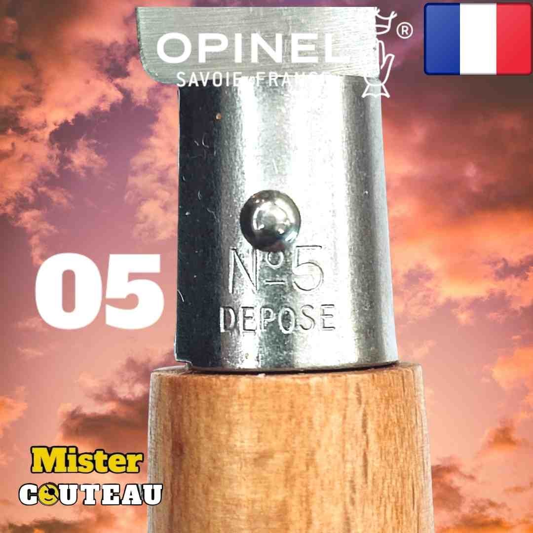 Couteau OPINEL 05 manche hetre lame carbone / 14cm