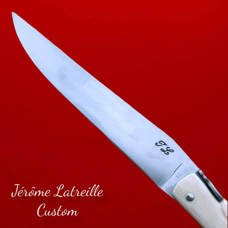 Couteau Laguiole avec Tire-Bouchon manche bois de Pistachier